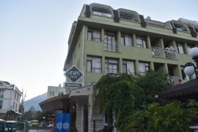Ares City Hotel